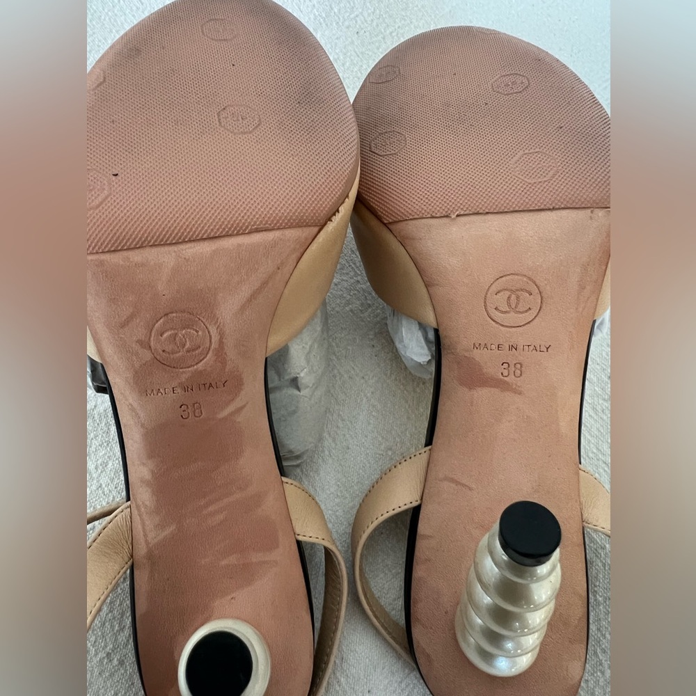 CHANEL Beige Heels with Pearl Accent - Picture 8 of 8